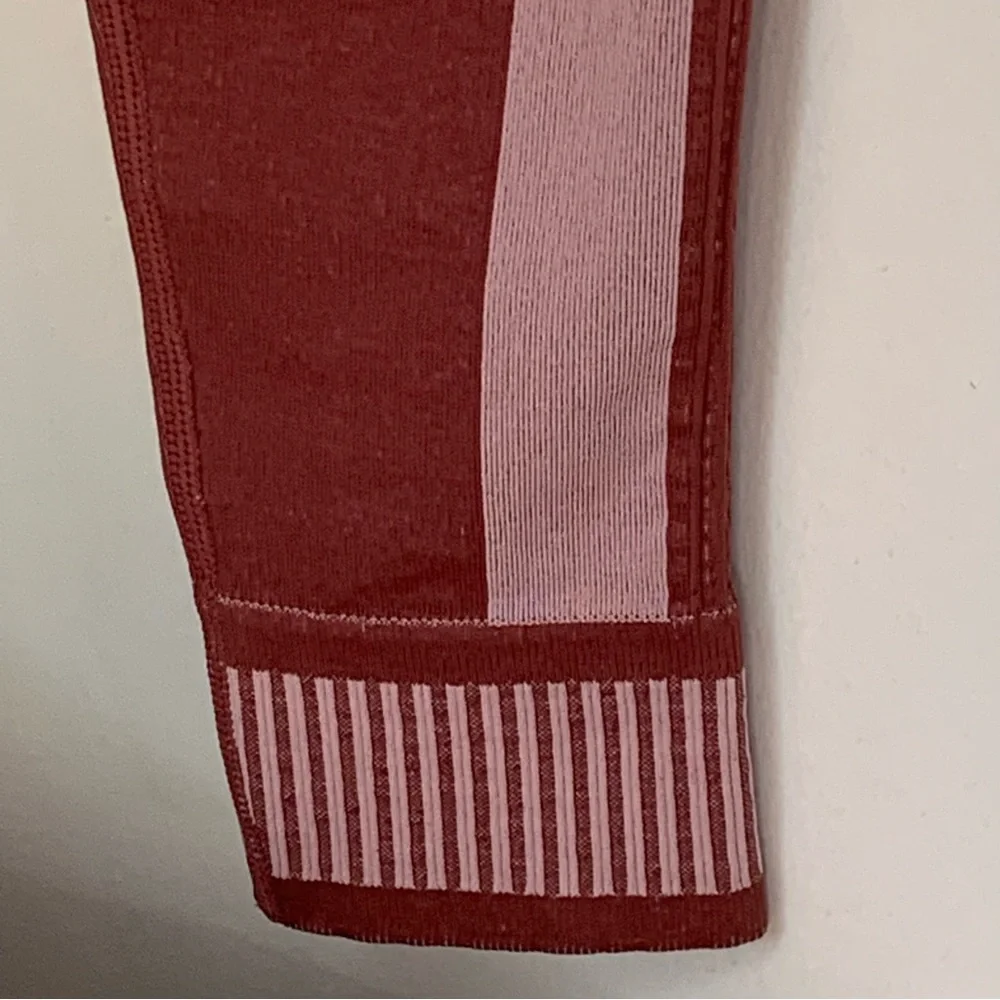 *NWT* Fabletics High-Waisted Seamless Star Leggings - Picture 6 of 10